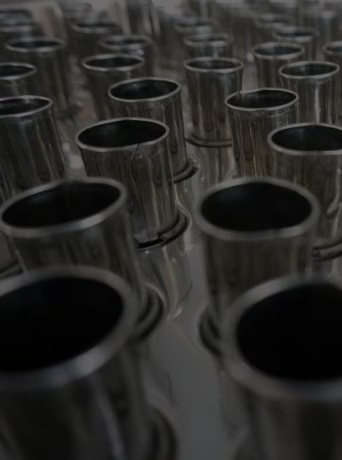 Illustration de l’optimisation de la performance industrielle avec le MES Opera et le suivi des indicateurs de production