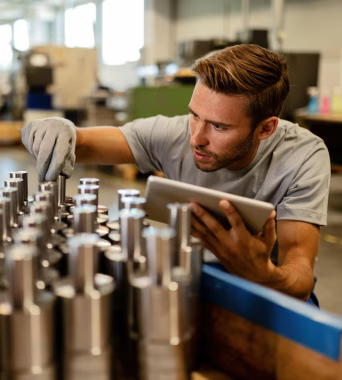 Illustration du contrôle qualité intégré aux processus de production dans Quasar Qualité Atelier